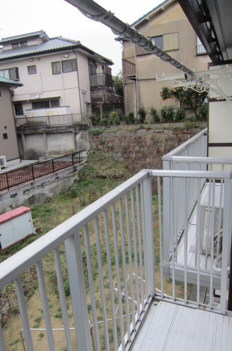 物件内観写真11　(洗濯機置場)