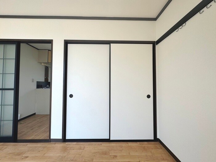 物件内観写真11　(収納)