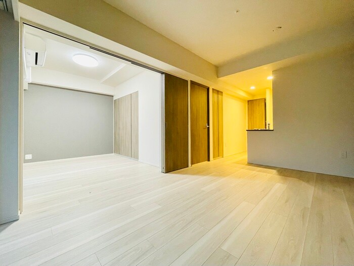 物件内観写真8　(居室)