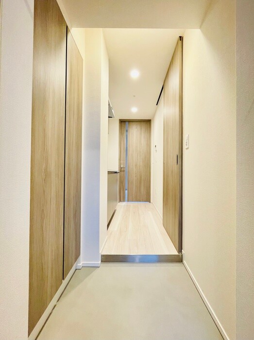 物件内観写真17　(玄関)