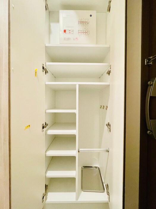 物件内観写真18　(靴箱)