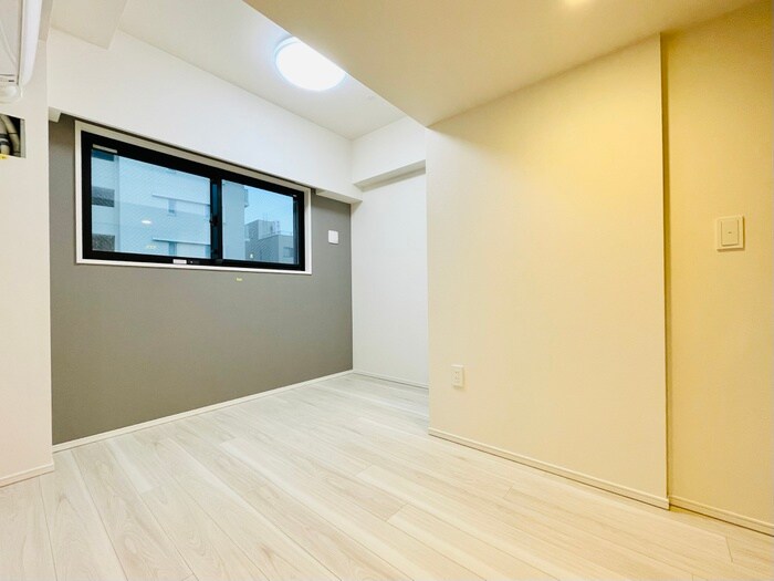 物件内観写真21　(室内からの展望)