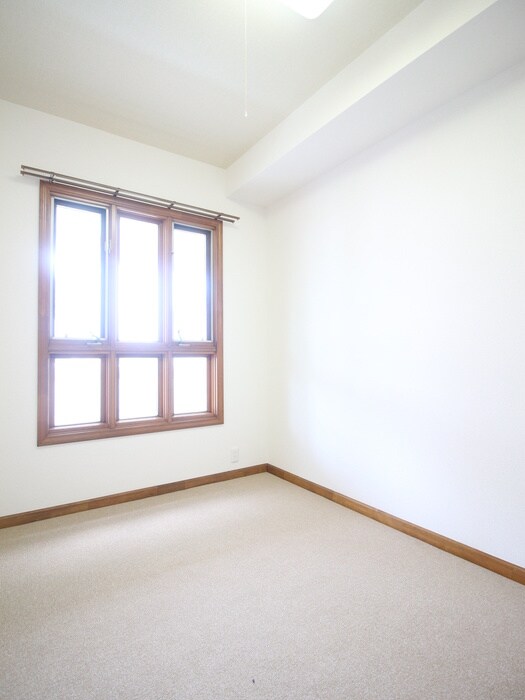 物件内観写真15　(居室)