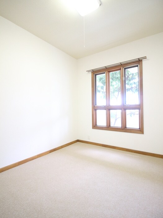 物件内観写真18　(居室)