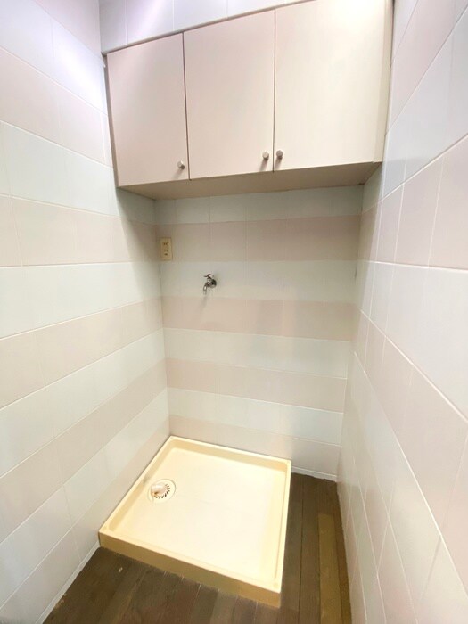 物件内観写真15　(洗濯機置場)