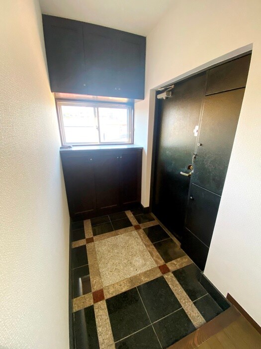 物件内観写真20　(玄関)