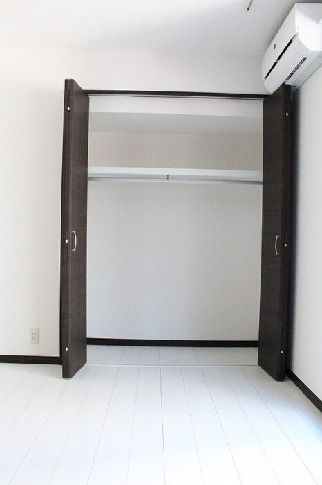 物件内観写真13　(収納)