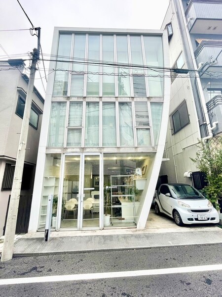 I.A.ビル外観写真