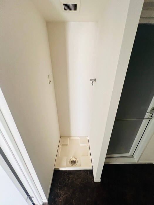 物件内観写真22　(洗濯機置場)