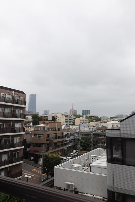 物件内観写真17　(室内からの展望)