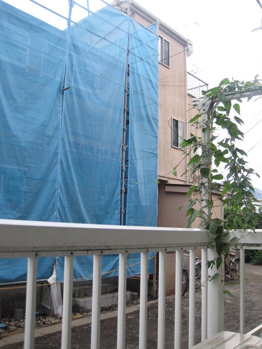 物件内観写真14　(室内からの展望)