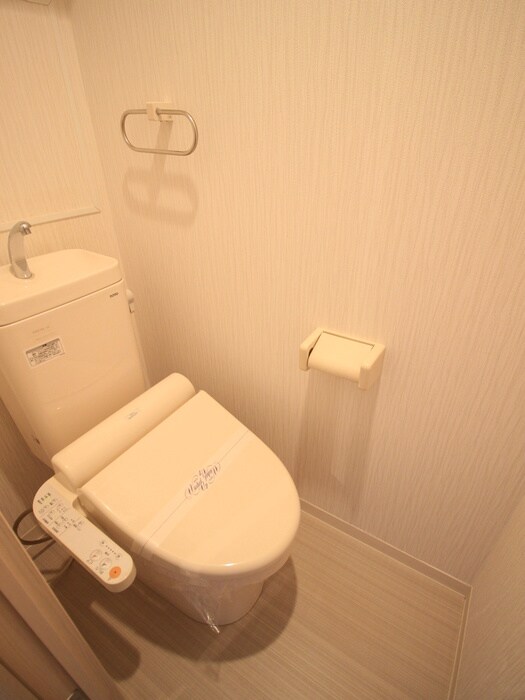 物件内観写真10　(トイレ)