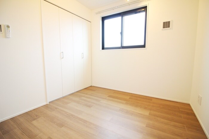 物件内観写真16　(居室)