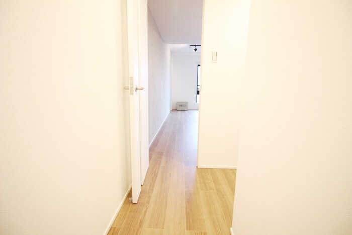 物件内観写真19　(廊下)
