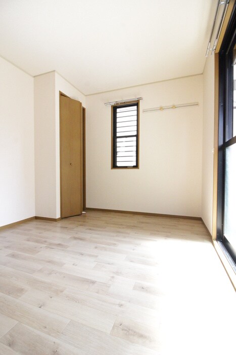 物件内観写真6　(居室)