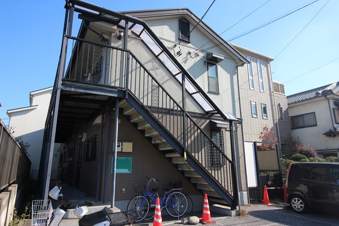 物件外観写真3　(駐輪場)