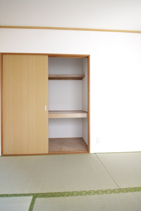 物件内観写真9　(収納)