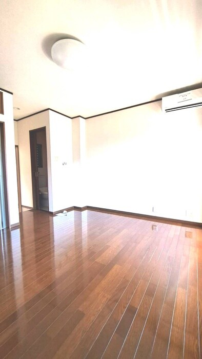 物件内観写真19　(居室)