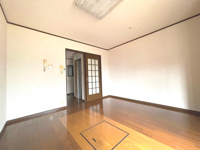 物件内観写真21　(居室)