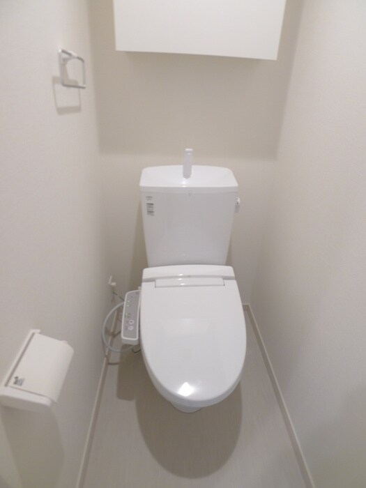 物件内観写真9　(トイレ)