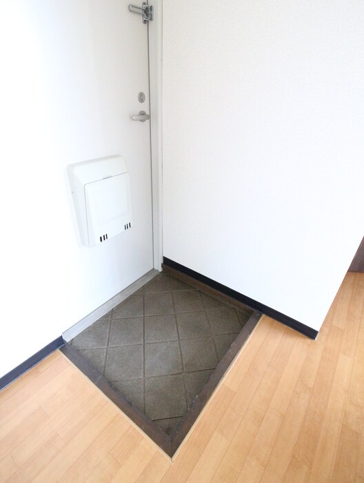 物件内観写真14　(玄関)