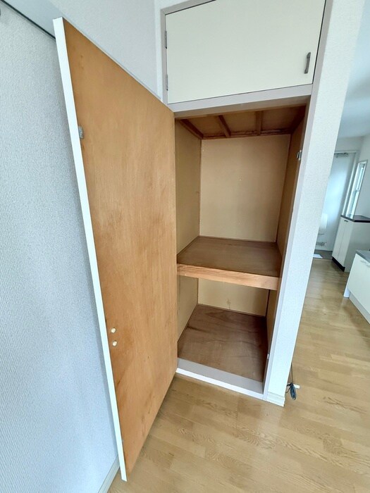 物件内観写真16　(収納)