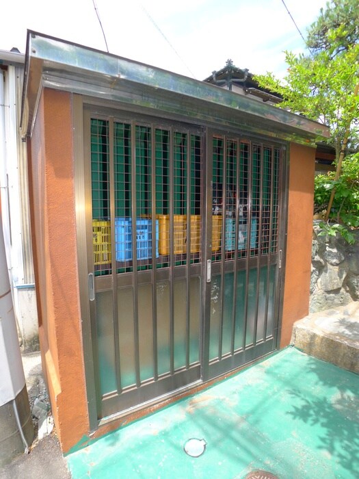 物件外観写真4　(建物設備)