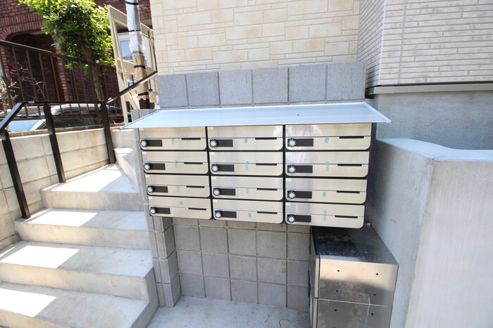 物件外観写真4　(建物設備)