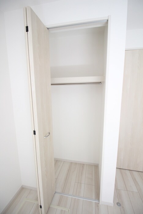 物件内観写真14　(収納)