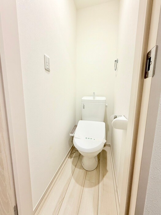 物件内観写真16　(トイレ)