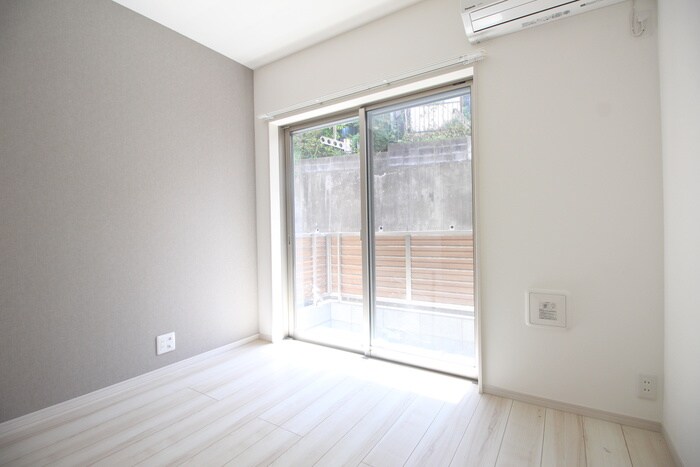 物件内観写真22　(居室)