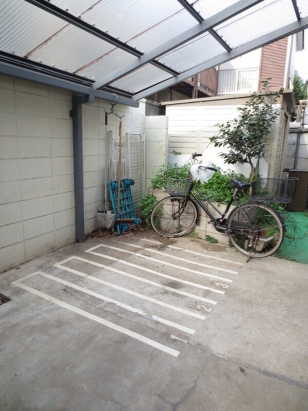 駐輪場
