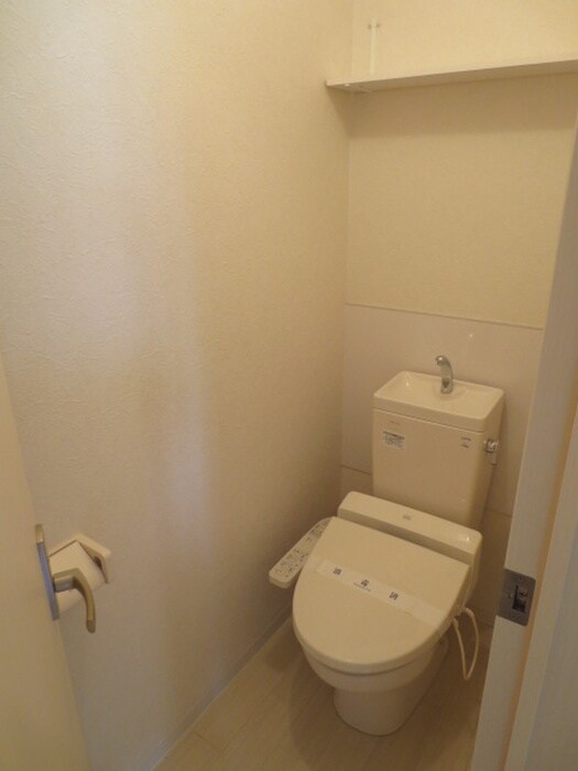 物件内観写真15　(トイレ)