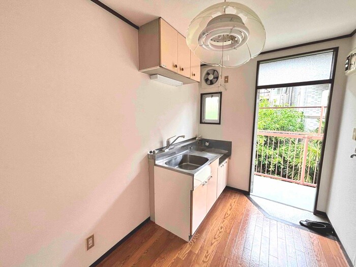 物件内観写真9　(キッチン)