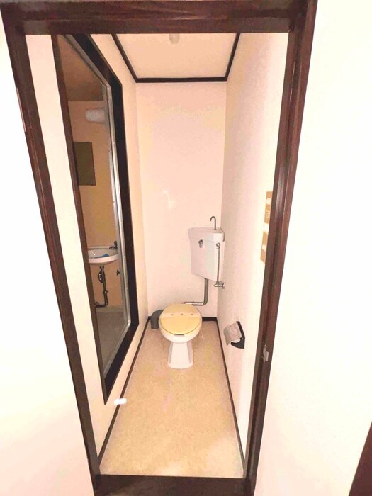 物件内観写真12　(トイレ)