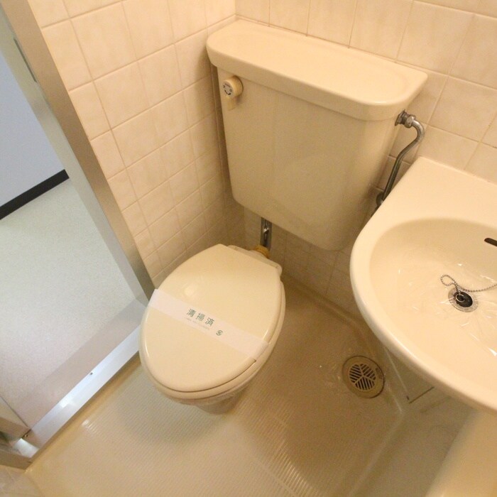 物件内観写真12　(トイレ)