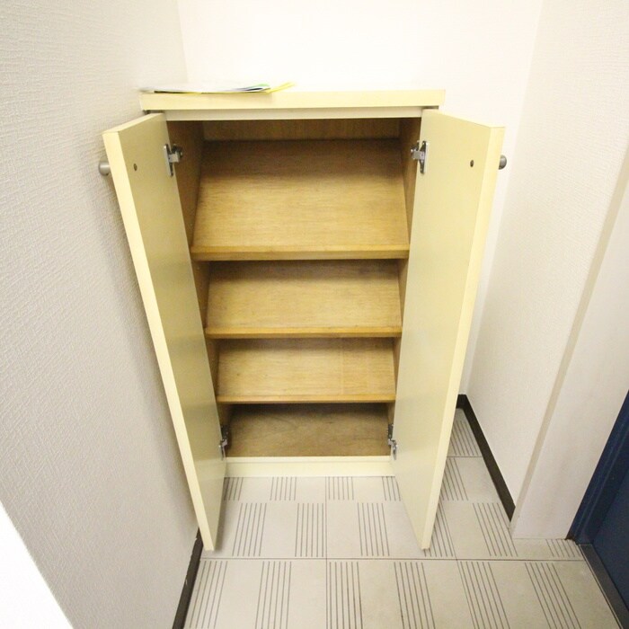 物件内観写真18　(靴箱)
