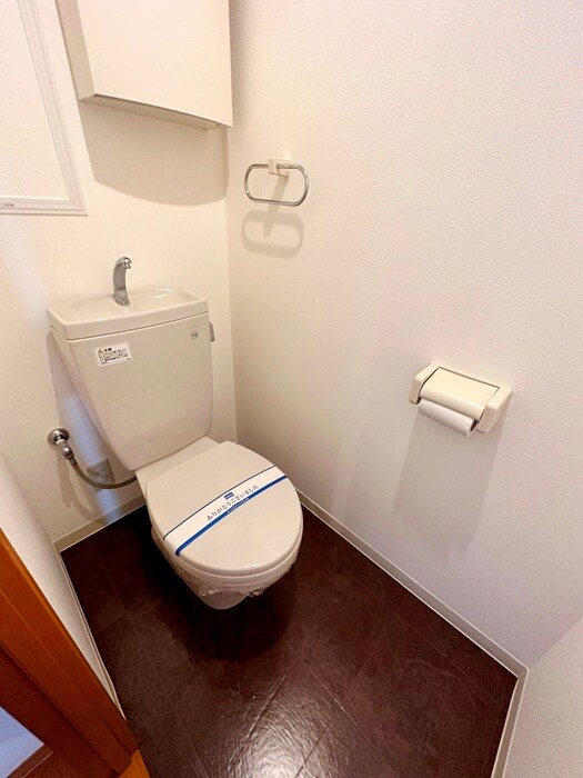 物件内観写真9　(トイレ)