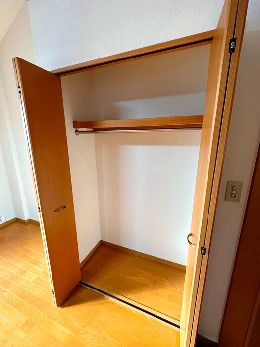 物件内観写真12　(収納)