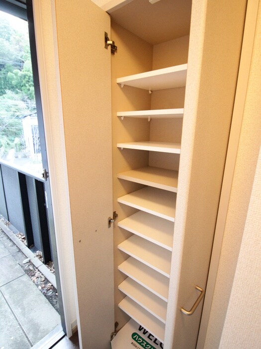 物件内観写真19　(靴箱)