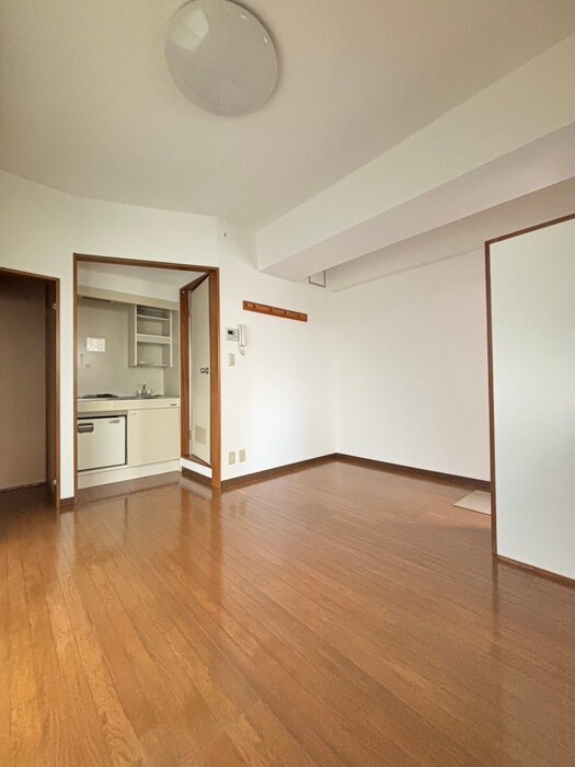 ビレッジＯＭＵＲＯの廊下