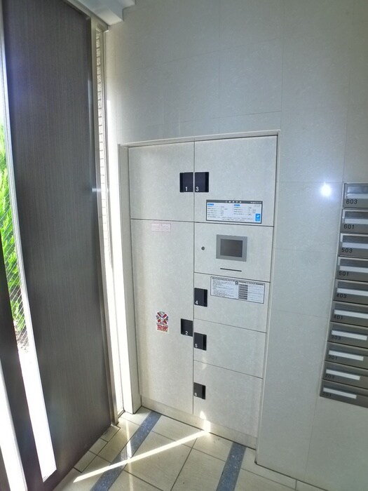 物件外観写真4　(建物設備)