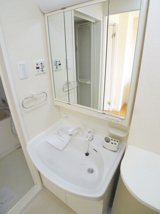 物件内観写真12　(洗面)