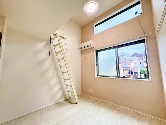 物件内観写真7　(居室)