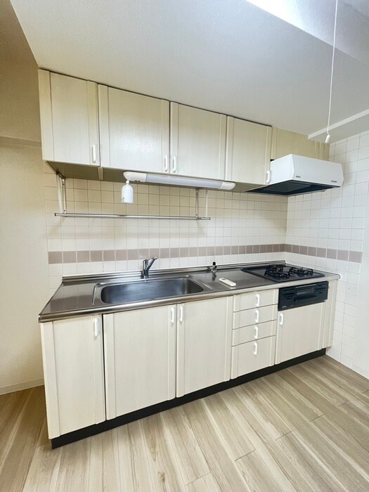 物件内観写真8　(キッチン)