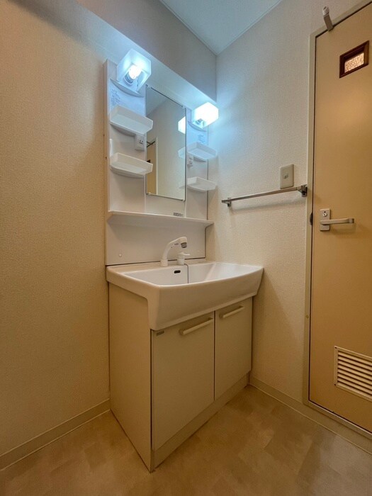 物件内観写真11　(洗面)