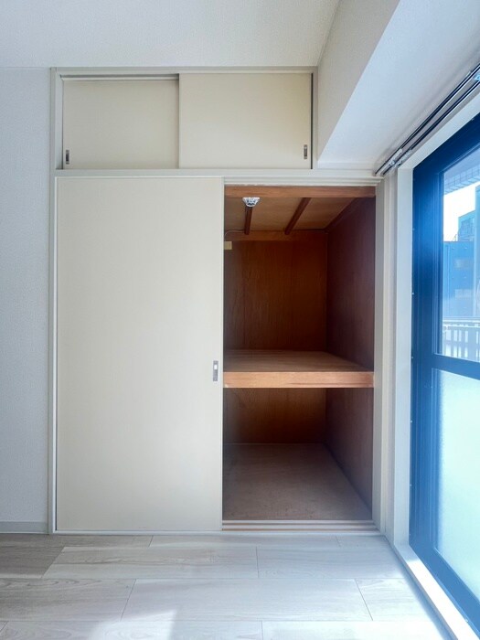 物件内観写真12　(収納)