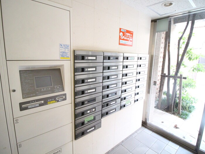 物件外観写真6　(建物設備)