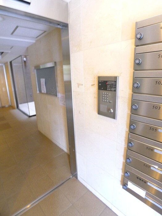 物件外観写真4　(建物設備)