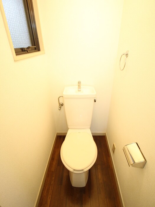 物件内観写真12　(トイレ)